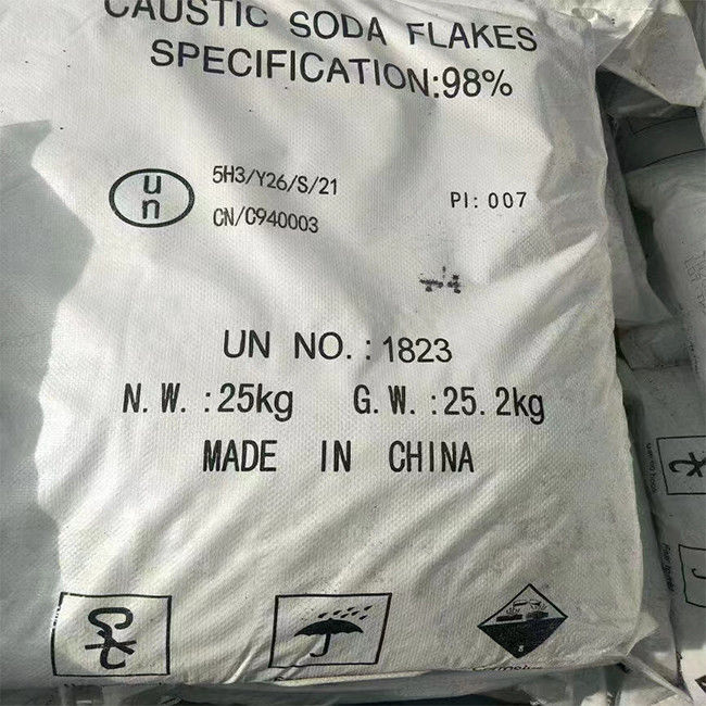 Soluble Alkali 99% Caustic Soda Flakes Sodium Hydroxide Dalam Perawatan Kulit NaOH CAS 1310-73-2